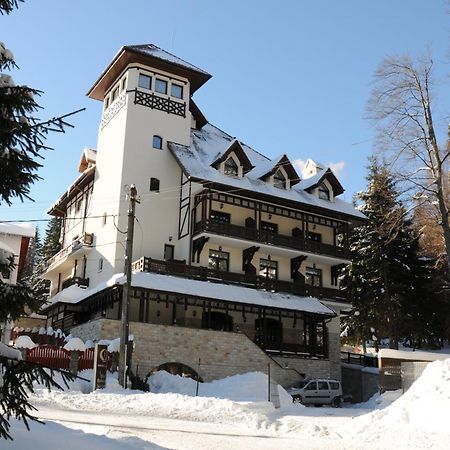 Hotel Foisorul Cu Flori Sinaia Dış mekan fotoğraf